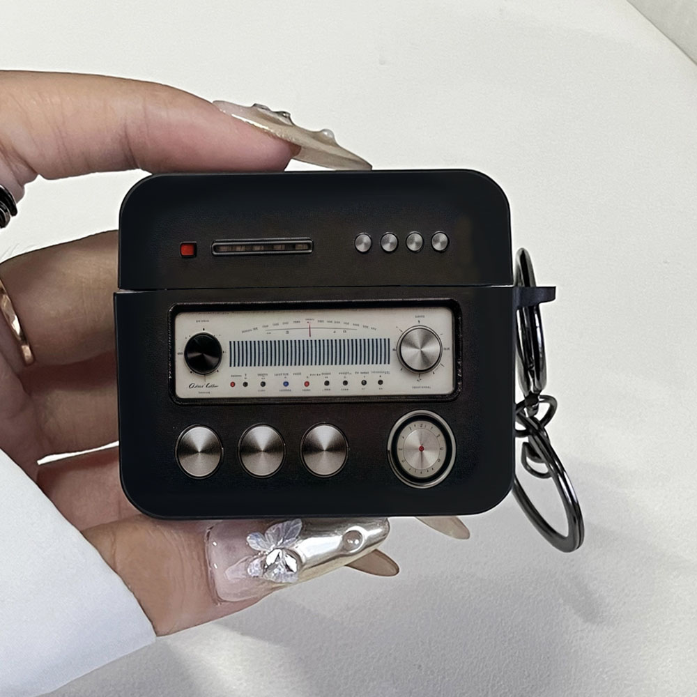 かわいいレトロラジオブラックスクエアイヤホンケース AirP - Anker Speaker Soundcore Boom 2 のレビューと価格